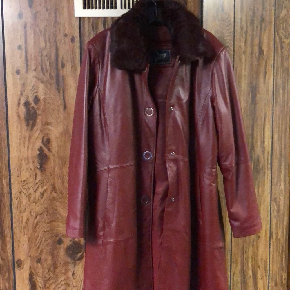 COPY - Metro Style faux fur leather coat - Picture 2 of 3
